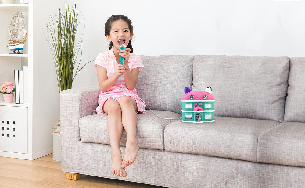 ekids Gabby durable lightweight material makes handling safe for little hands.