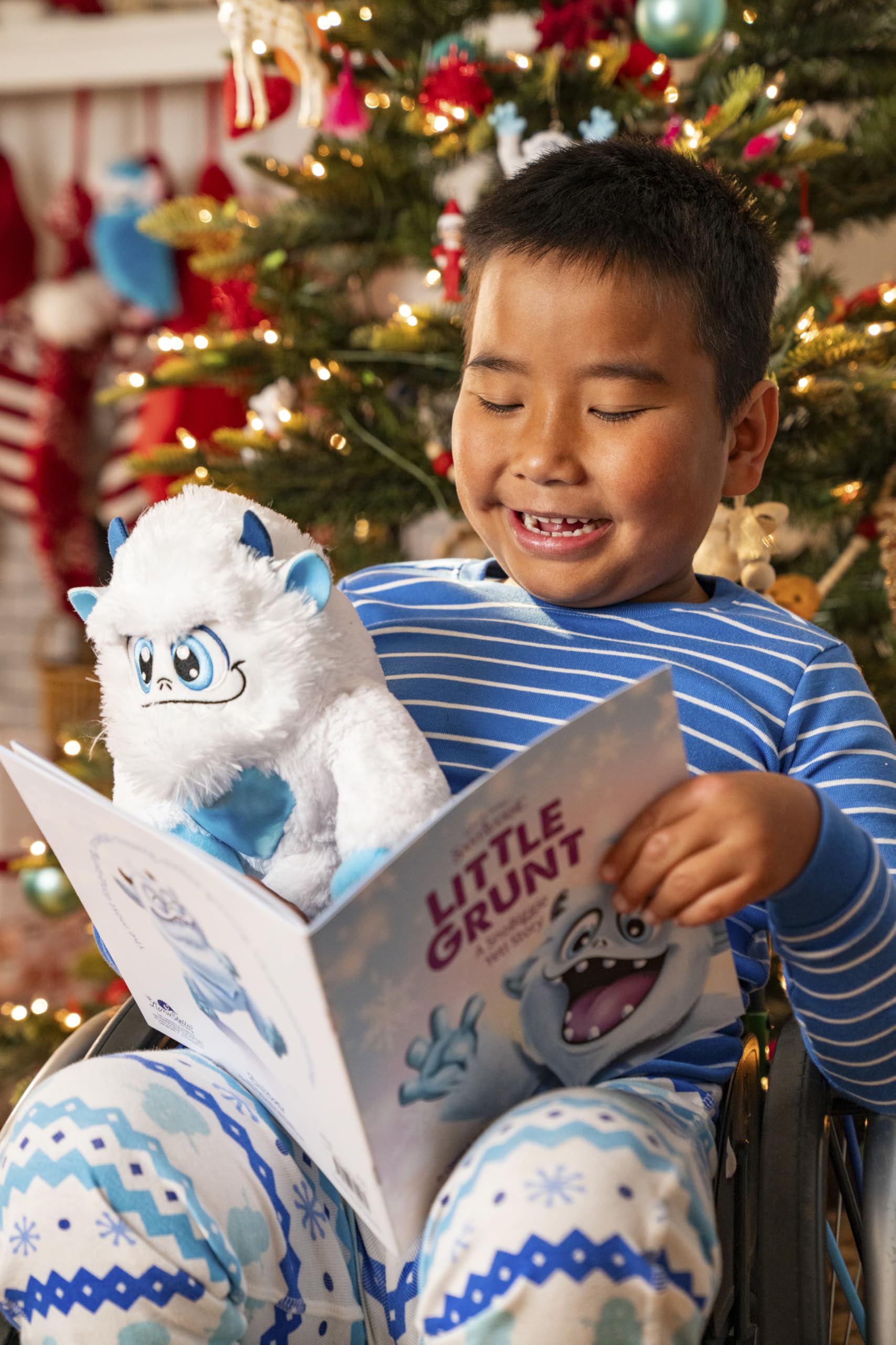 The Elf on the Shelf SnoBiggie Little Grunt storybook companion for cozy bedtime reading.