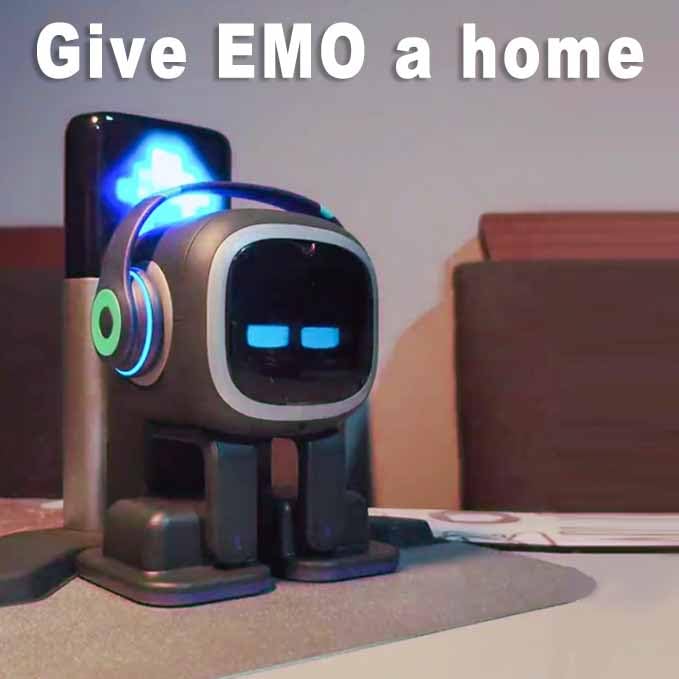 EMOPET AI Desk Robot Companion charging station setup for uninterrupted playback