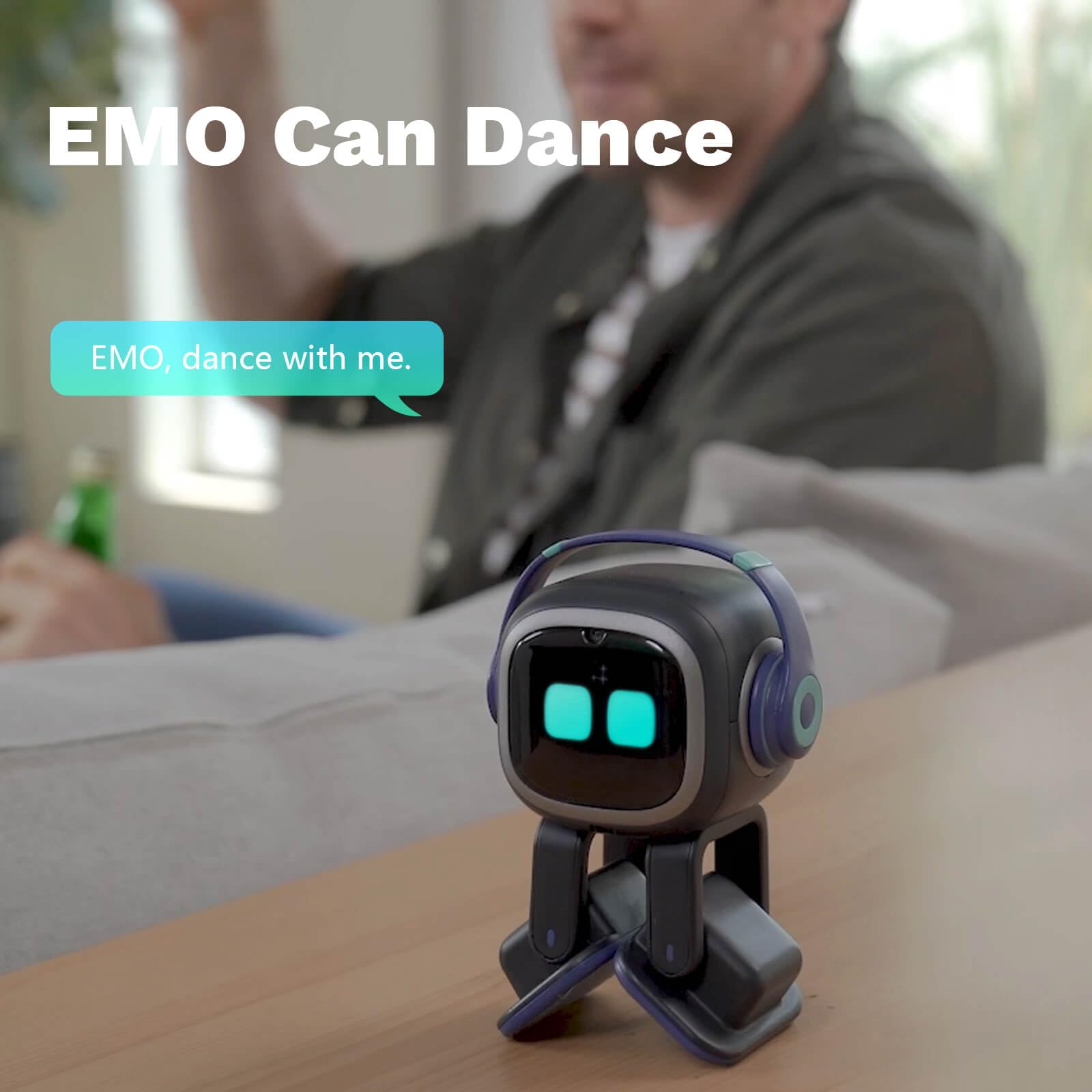 EMOPET wide-angle camera helps you be seen and heard during chats.