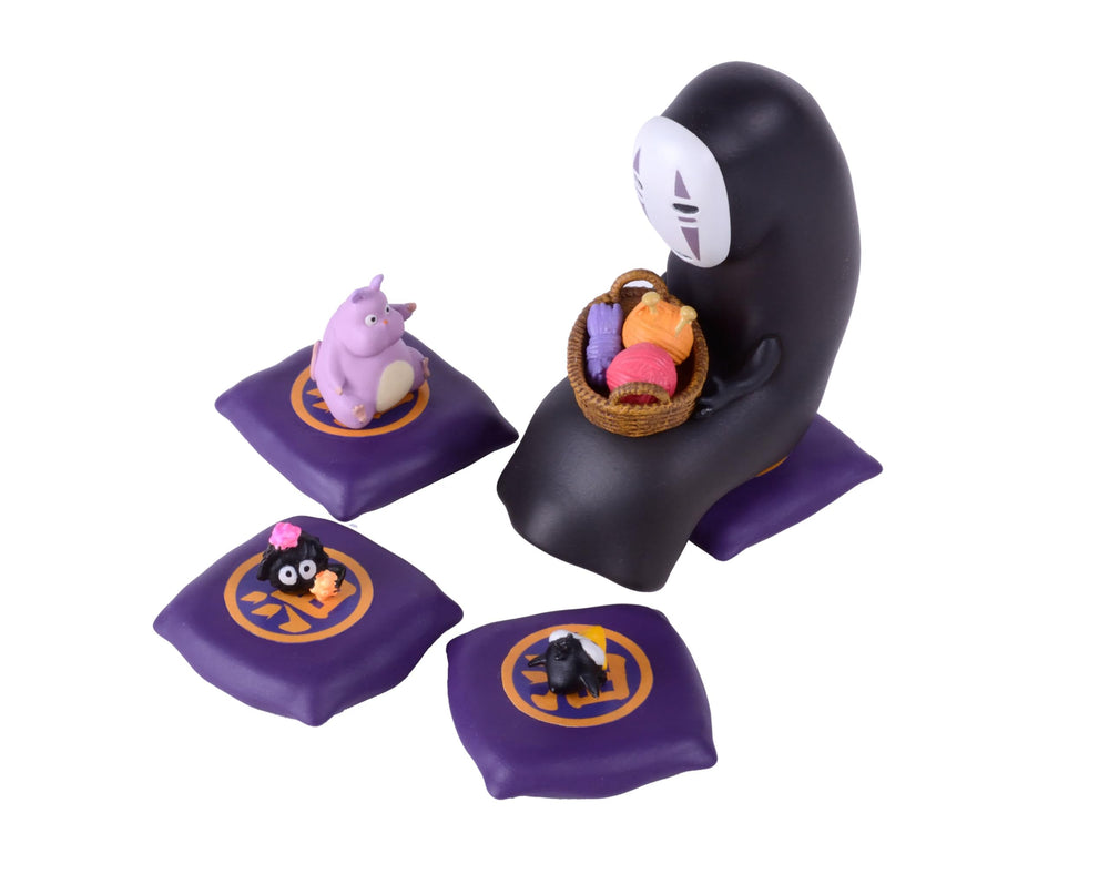 Ensky Fly Bird nosechara figure ideal for playful display and mix-and-match.