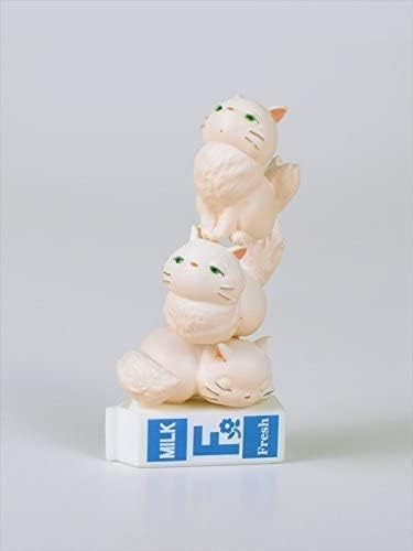 Ensky Jiji ensemble provides multiple stacking options and decorative possibilities.