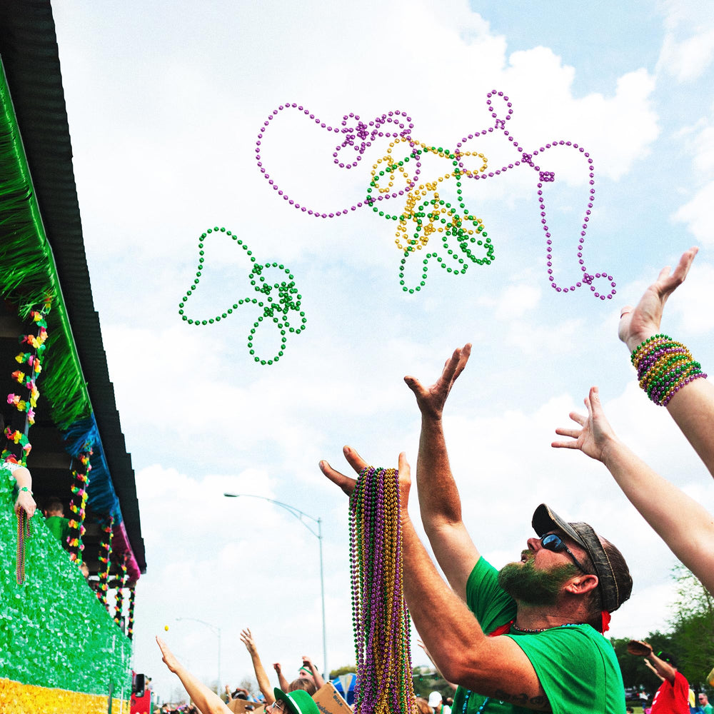 EOBOH beads feature crown accents for playful outfits and photos.
