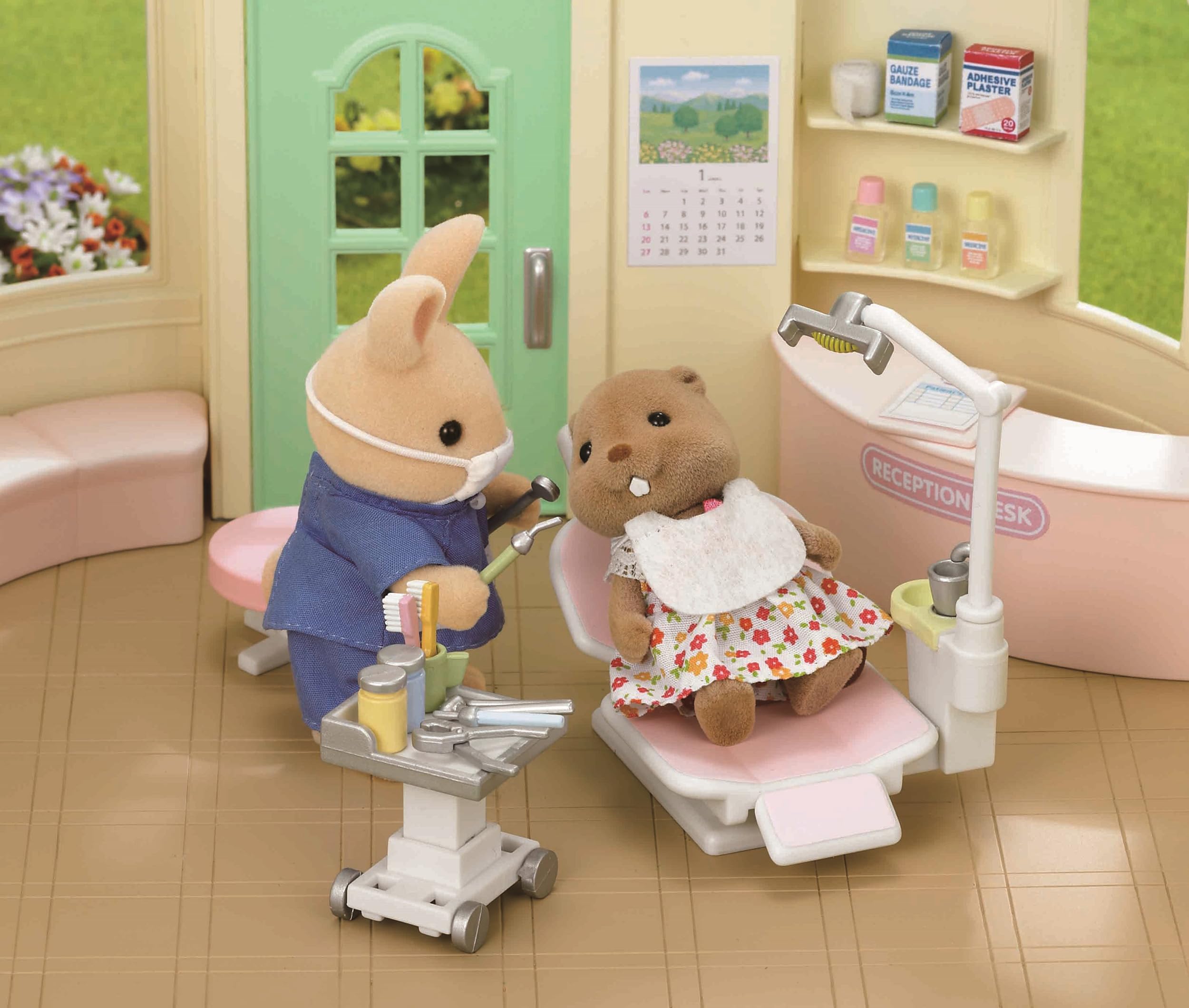 Epoch Sylvanian Families detailed pieces for creative pretend play