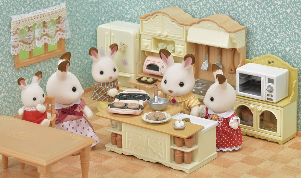 Epoch Sylvanian eggs flour and milk set adds realistic kitchen details