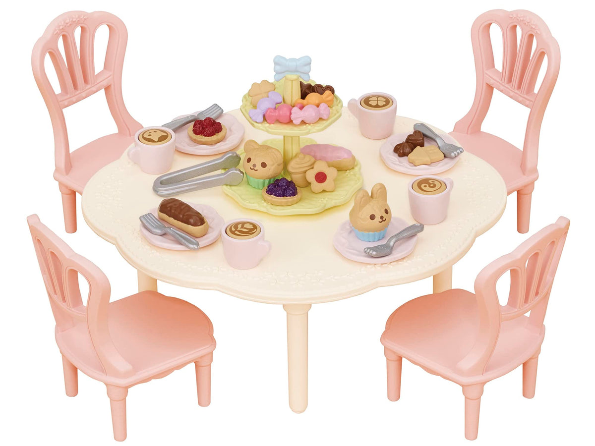 Epoch Sylvanian Families sweets party table shown with colorful treats for imaginative play.
