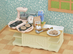 Epoch Sylvanian waffle top and bottom pieces showcase customizable dessert setups