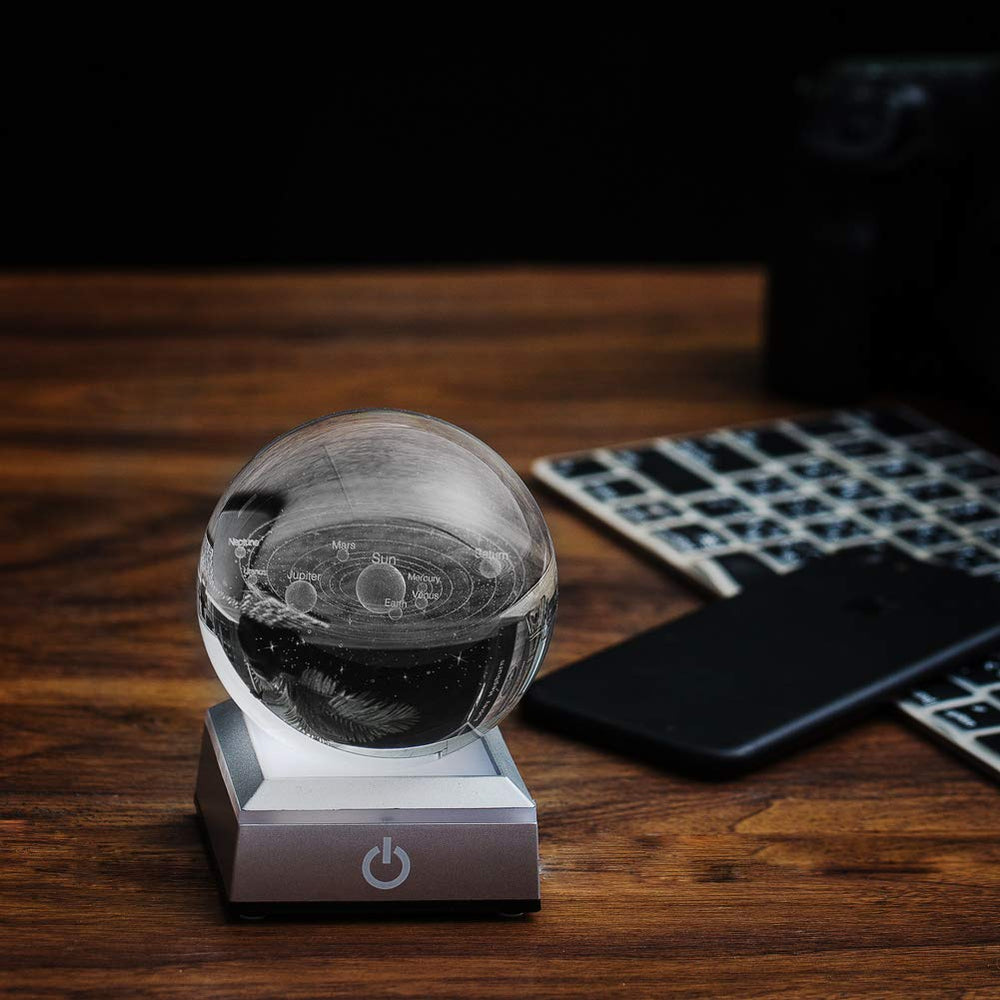 ERWEI decorative desk planet globe adds a unique focal point to any room.