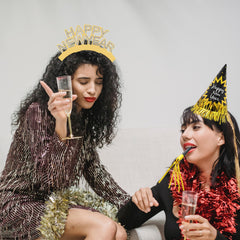 Erweicet photo props ideas enhance celebrations with chic black-silver-gold theme.