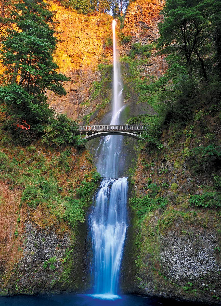 EuroGraphics Multnomah Falls puzzle pieces—strong interlock for a satisfying build.