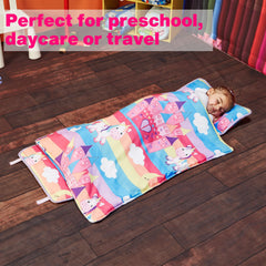 EVERYDAY KIDS Unicorn Dreams nap mat carrying handle for simple portability.