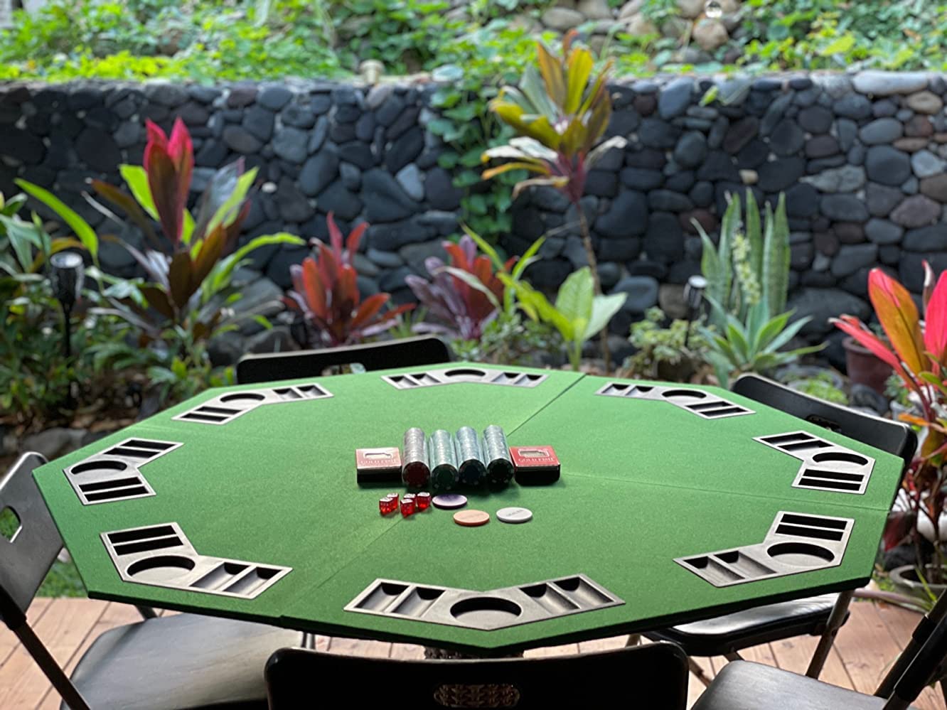 EVIEUN family-friendly poker night ready for camping or parties.