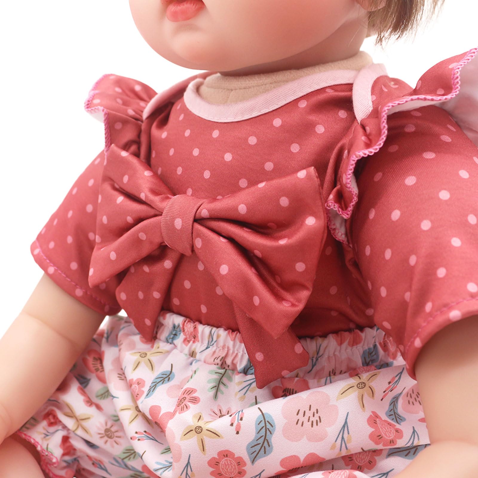FADALEA three-outfit set shows versatile styles for playtime.