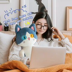 FANGYU plush shark cat toy 130cm size, great for long naps.