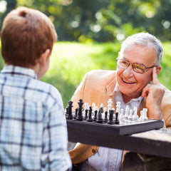 FanVince family game night chess set enhances gatherings with portability.