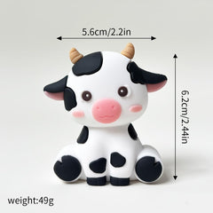 Farm Animal Cake Toppers: haystack topper adds rustic farm accents.