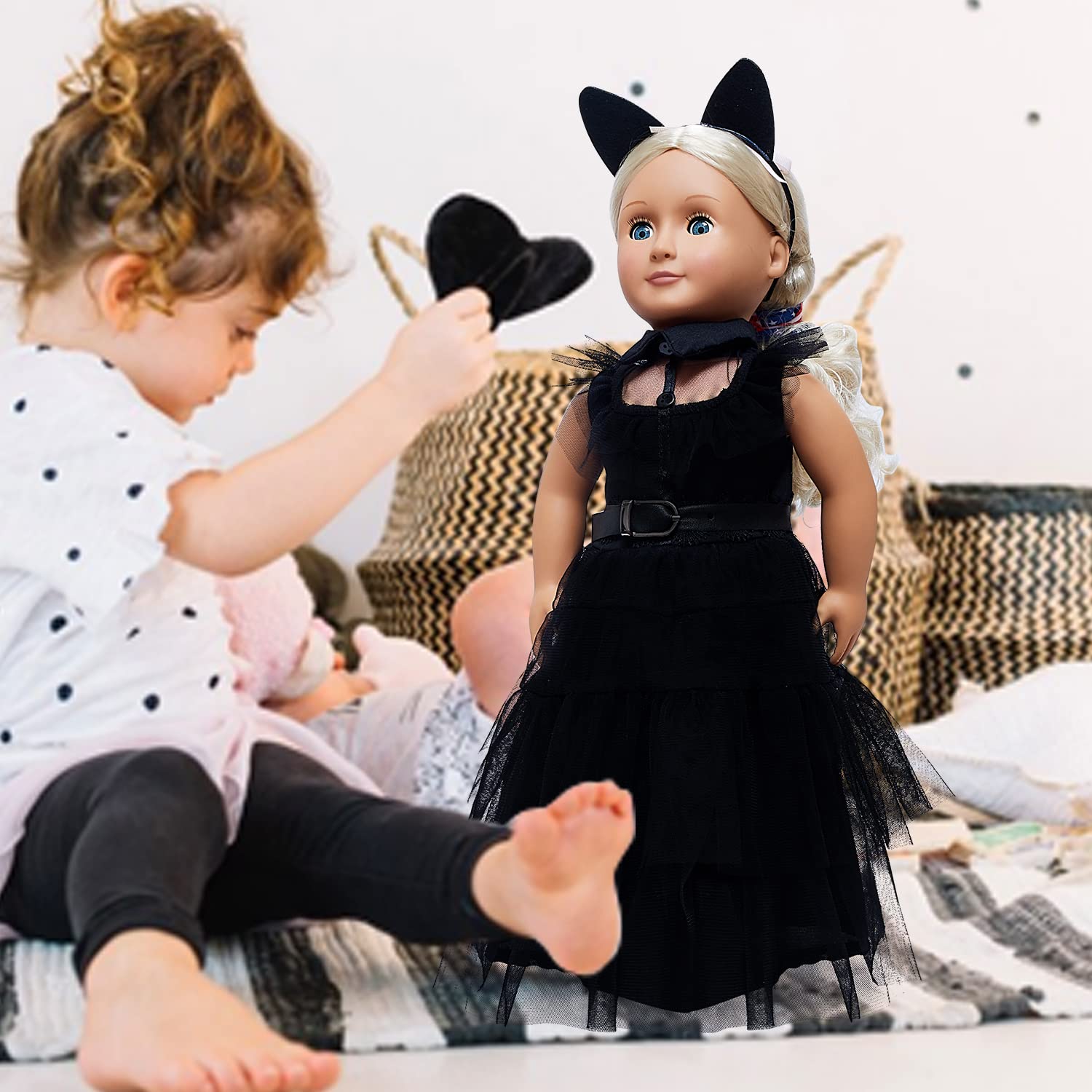 FEAYEA soft black socks add comfort and detail to the outfit.