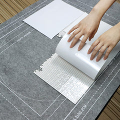 FELIZROCA foam rolling tubes supporting puzzle edges during rolling