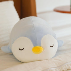 FFxiong 22-inch penguin plush stitching detail for durable daily play