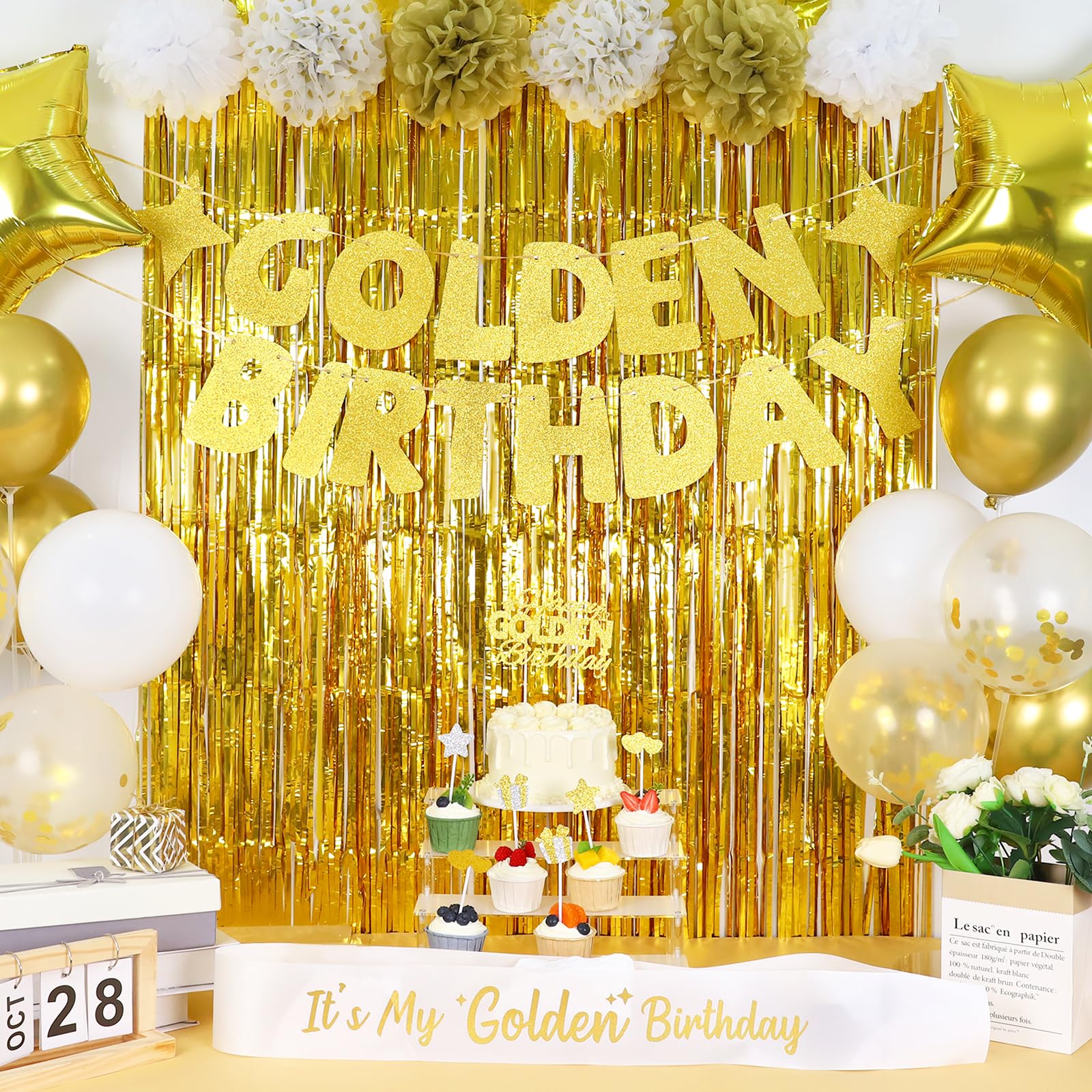 FINDRICH Glitter Cake Toppers add elegant finishing touches to desserts.