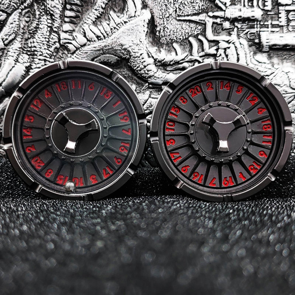 FLUEFOWL g20-dnd-roulette spinner with gift case, ideal for gifting to RPG enthusiasts.