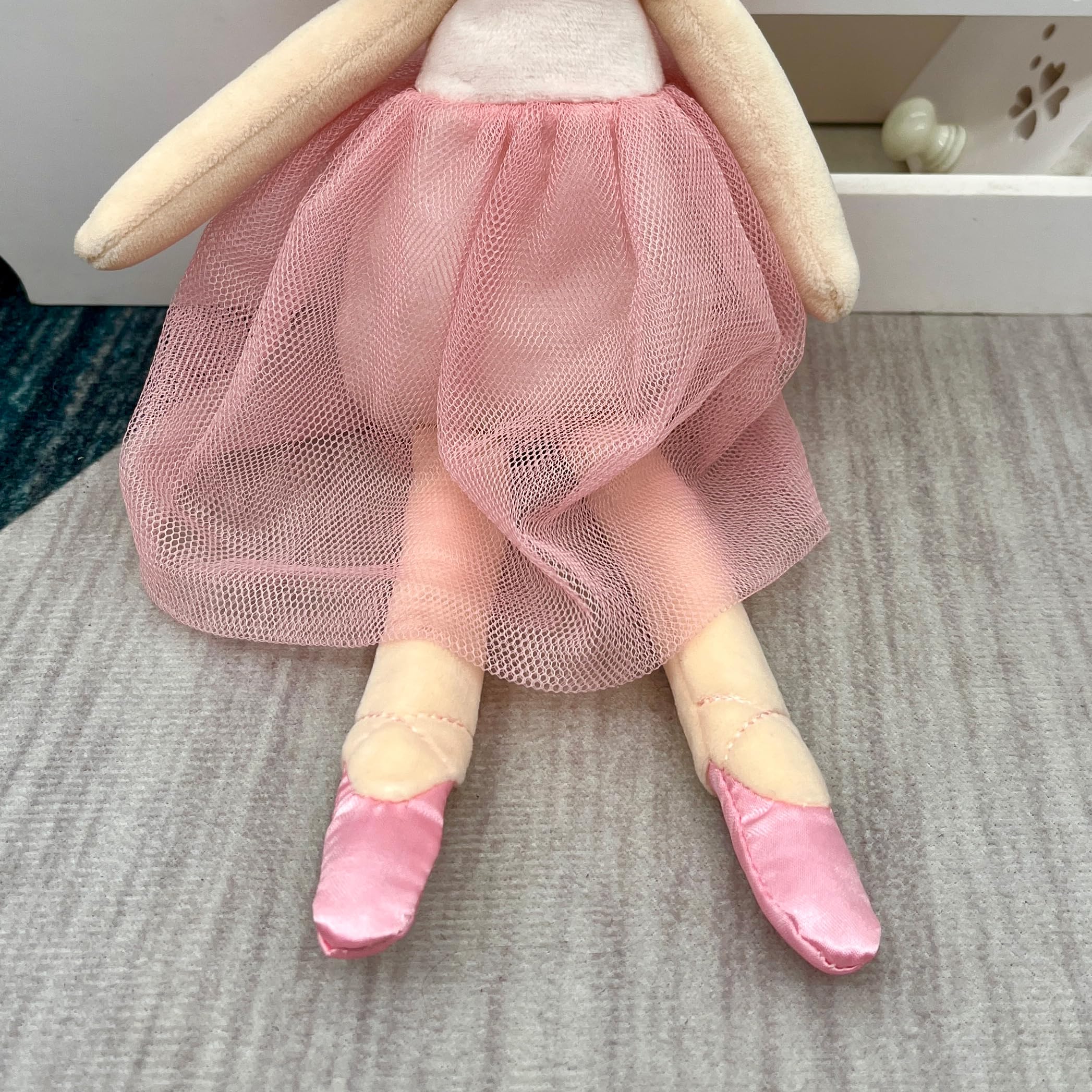 FLUFFYFUN Baby Doll Soft Dance Outfit – inspires movement and creative play
