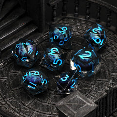 FONVGOGO Dragon Eye Dice with liquid core D6 offers an eye-catching glow for dramatic rolls.