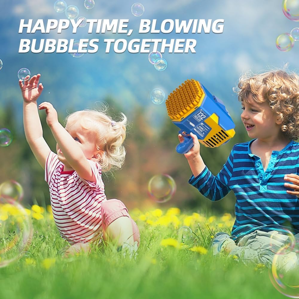 Fulercni rocket bubble blaster in action, perfect for parties and photo moments