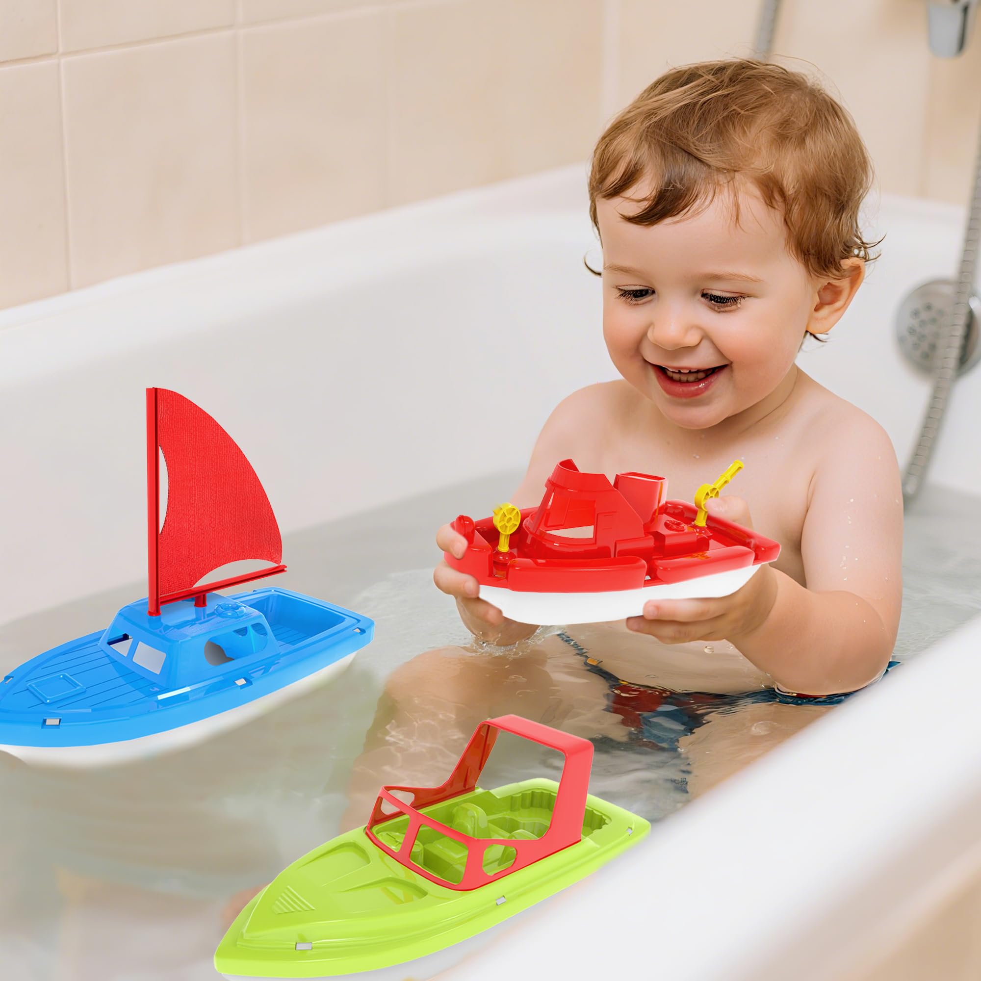 Fun Little Toys green speedboat bath toy boosts hand-eye coordination through action play