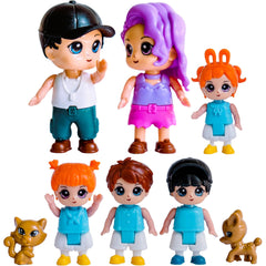 FUNERICA dollhouse-parents figures with detailed outfits spark storytelling.