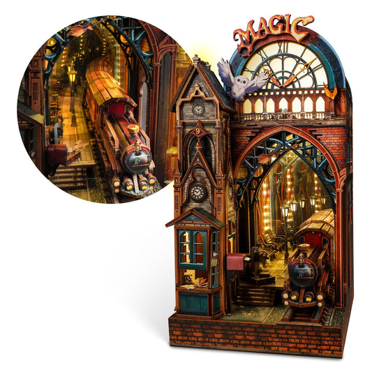 FUNPOLA Magic Station LED-illumination brings a warm, magical glow to your shelf
