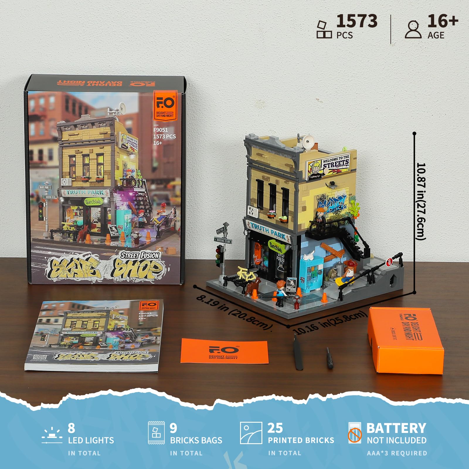 FUNWHOLE Modular city compatibility scene shows versatile building options.