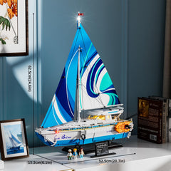 FUNWHOLE La Brisa at 1:24 scale for a striking display piece on shelves.