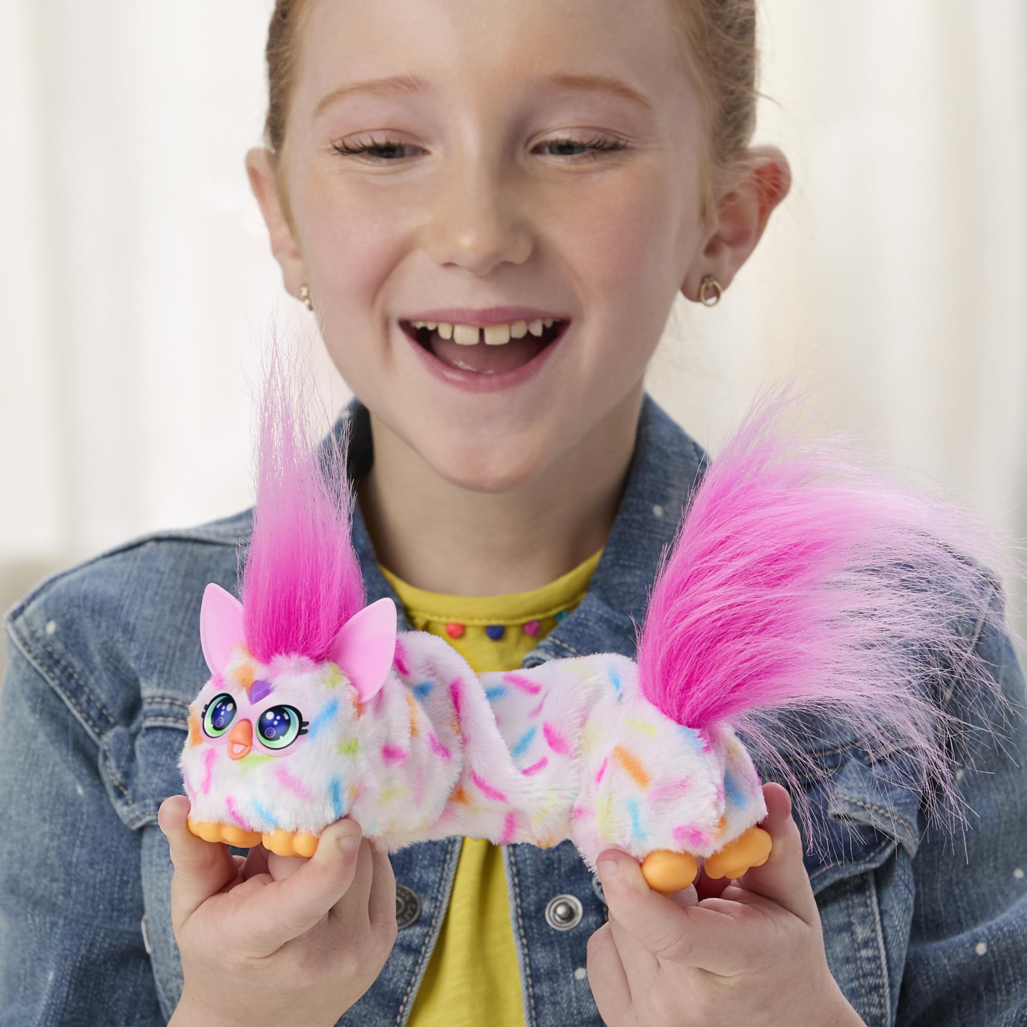 Furby DJ Furblets Berry-Cup-Cake heart gem music highlights interactive storytelling moments.