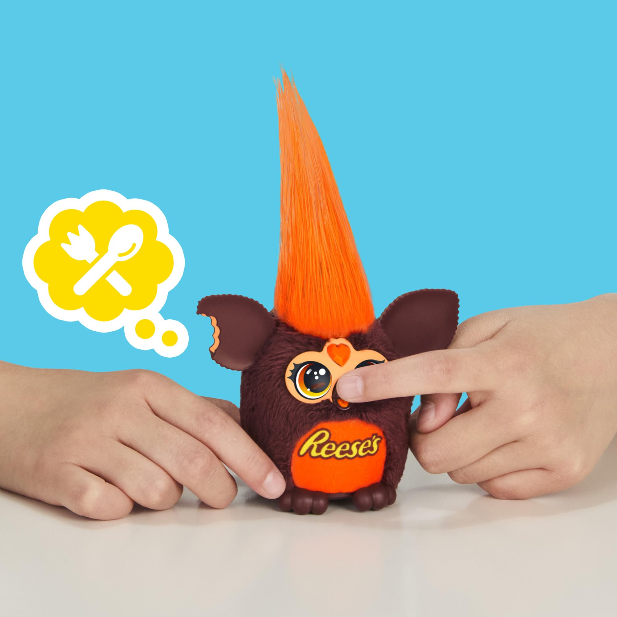 Furby Furblets speaks Furbish and sings playful tunes.