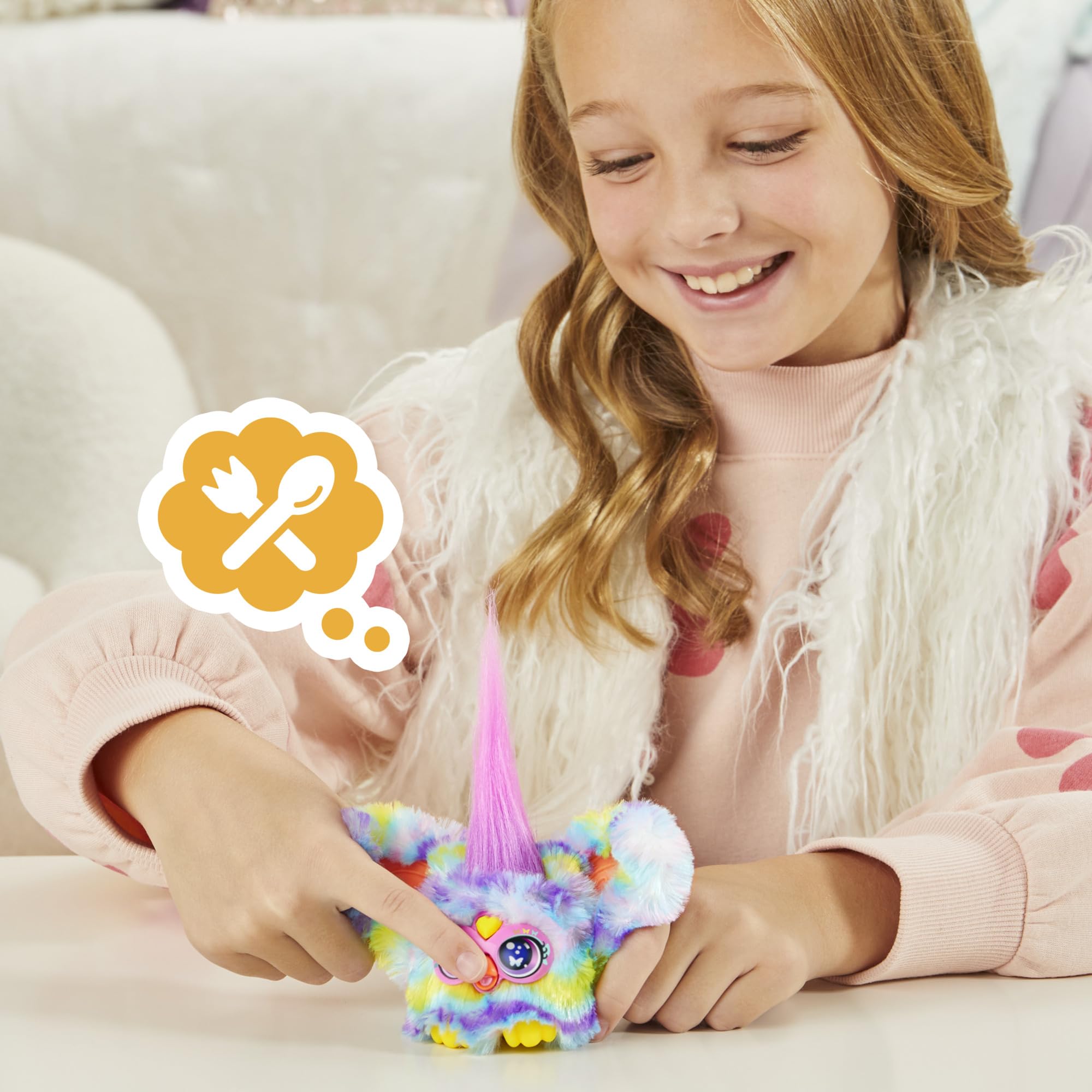 Furby Furblets Swee-Dee heart gem music activation in action