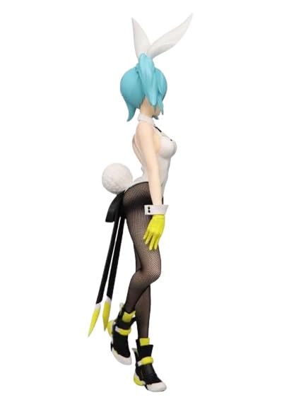 FURYU Hatsune Miku Bicute Bunnies Figure Street Ver head detail shows meticulous sculpting.