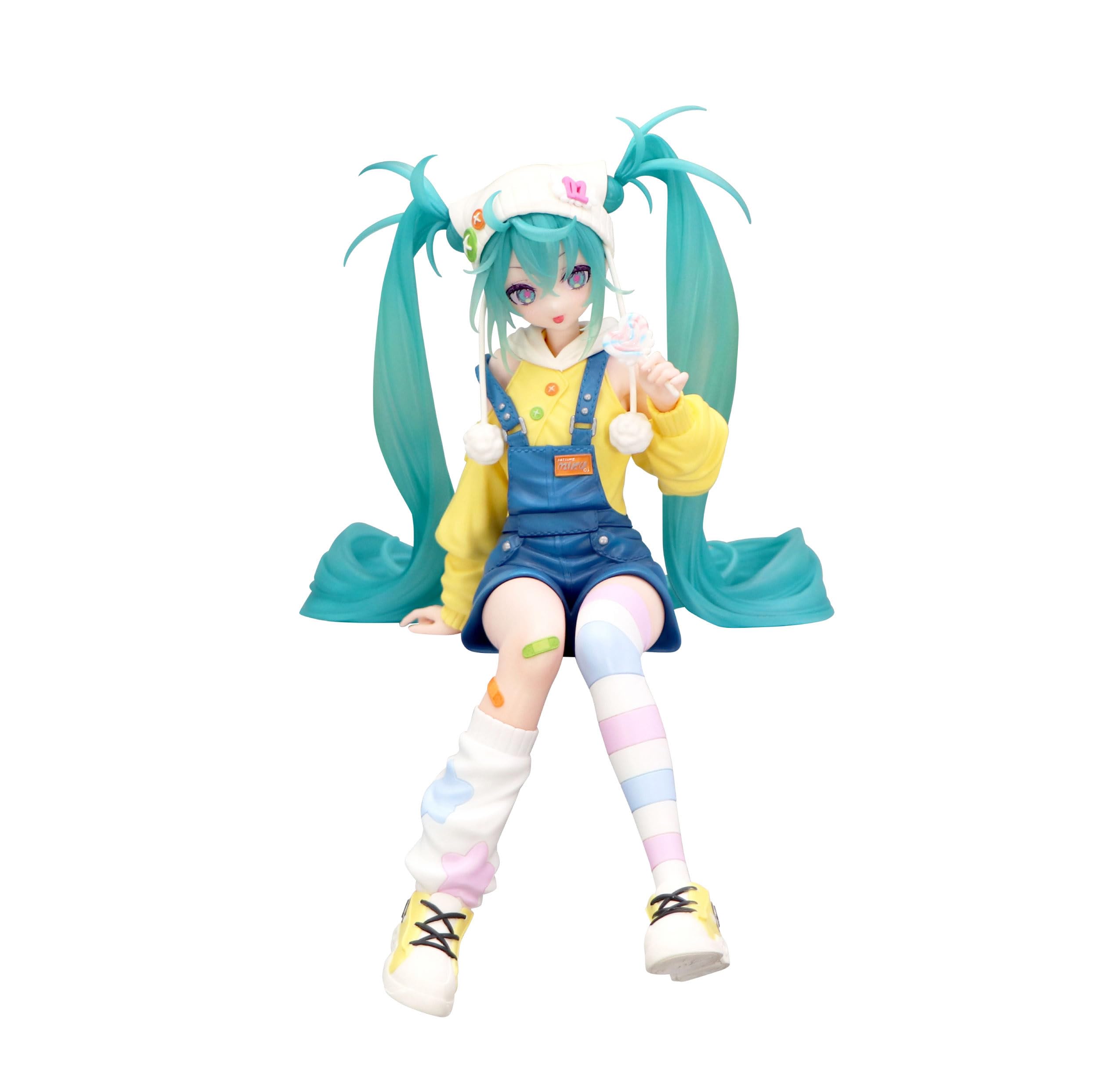 FuRyu Hatsune Miku Noodle Stopper Lollipop figure ideal for desk display.