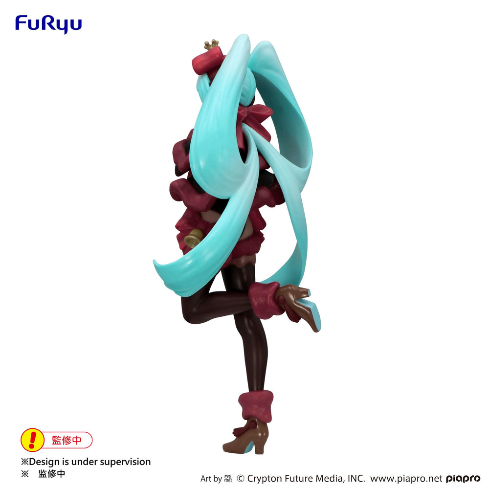 Furyu Hatsune Miku SweetSweets Noel Raspberry PVC Figure back reveals silhouette and details.