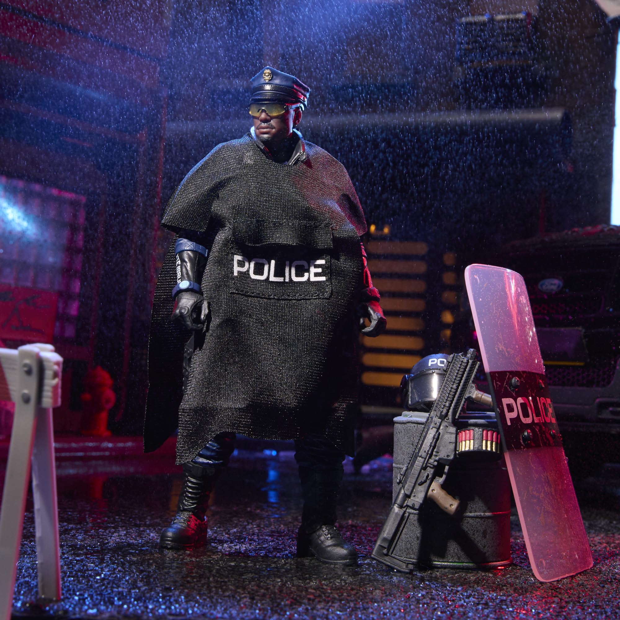 G.I. Joe ESU nightstick and taser gear enhances play scenarios