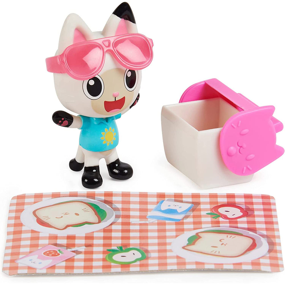 Accessory set enhances storytelling with extra items