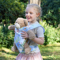 GAGAKU Baby Doll Carrier blue, front outward carry supports imaginative roles.