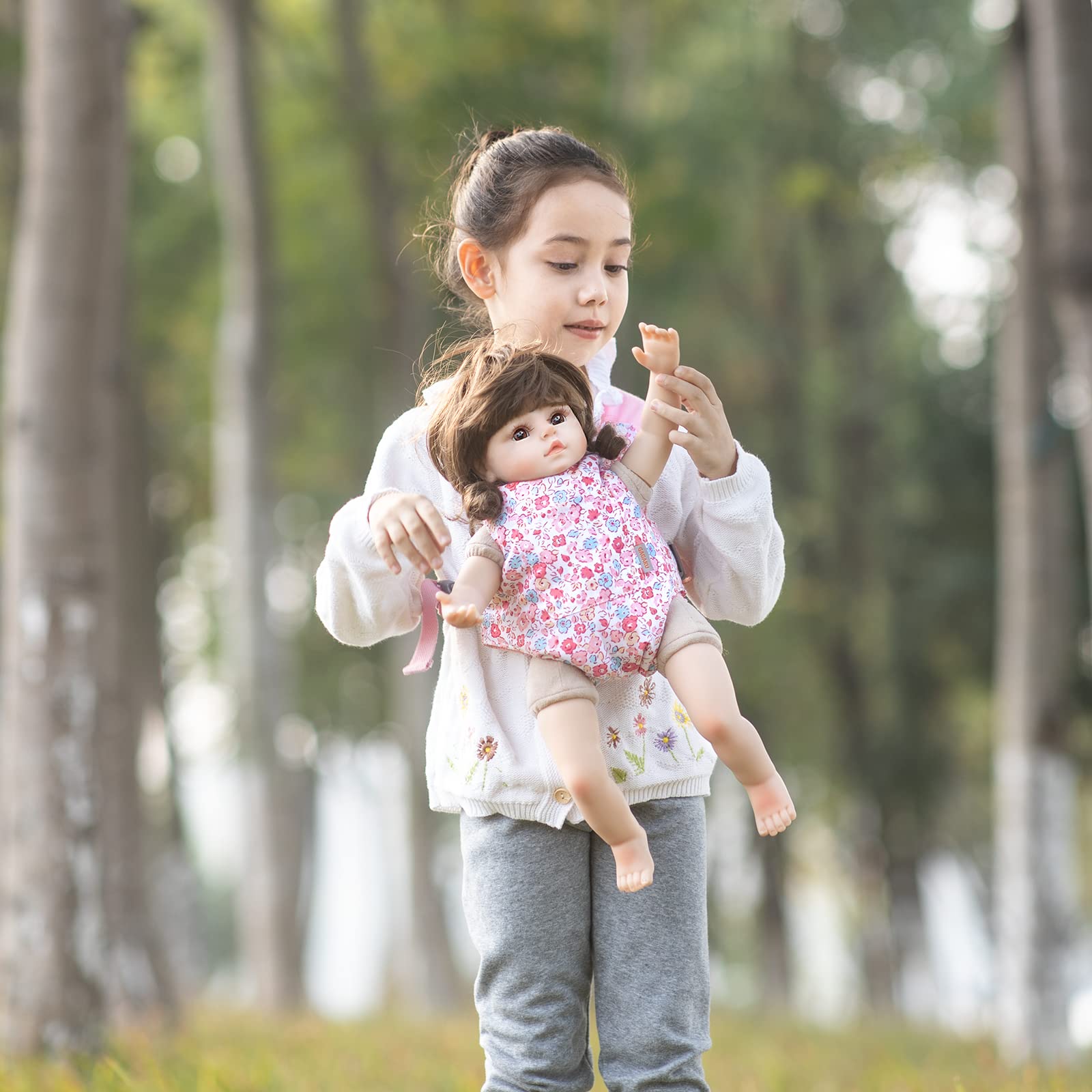 GAGAKU carrier features U-design opening for versatile doll compatibility.