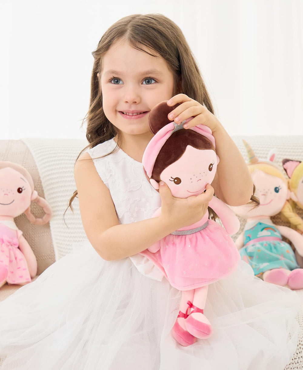 GAGAKU doll machine-washable care for easy cleaning after play.