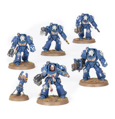 Games Workshop Space Marines Captain weapon options highlight versatile loadouts.