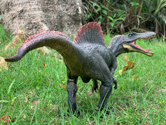 Gemini&Genius Spinosaurus hand-painted detail enhances lifelike classroom or shelf displays.