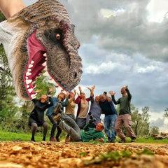 Gemini&Genius Tyrannosaurus puppet mouth in expressive motion for drama