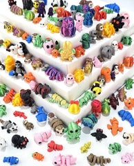 Generic 120-pcs mini 3D printed animal set for playful home decor and gifts.