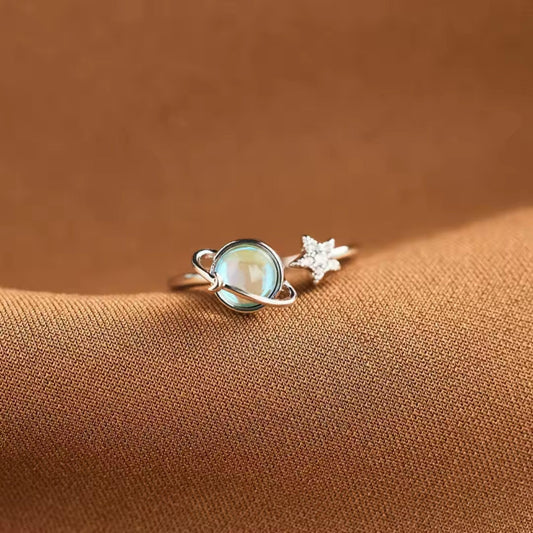 Generic moon star spinner ring aids calm during meetings and busy moments.