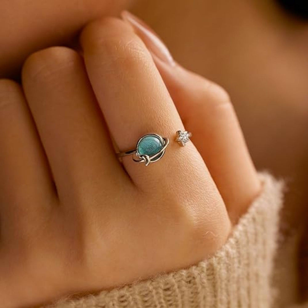 Generic ring with sandblasted finish adds texture and grip for wearers.